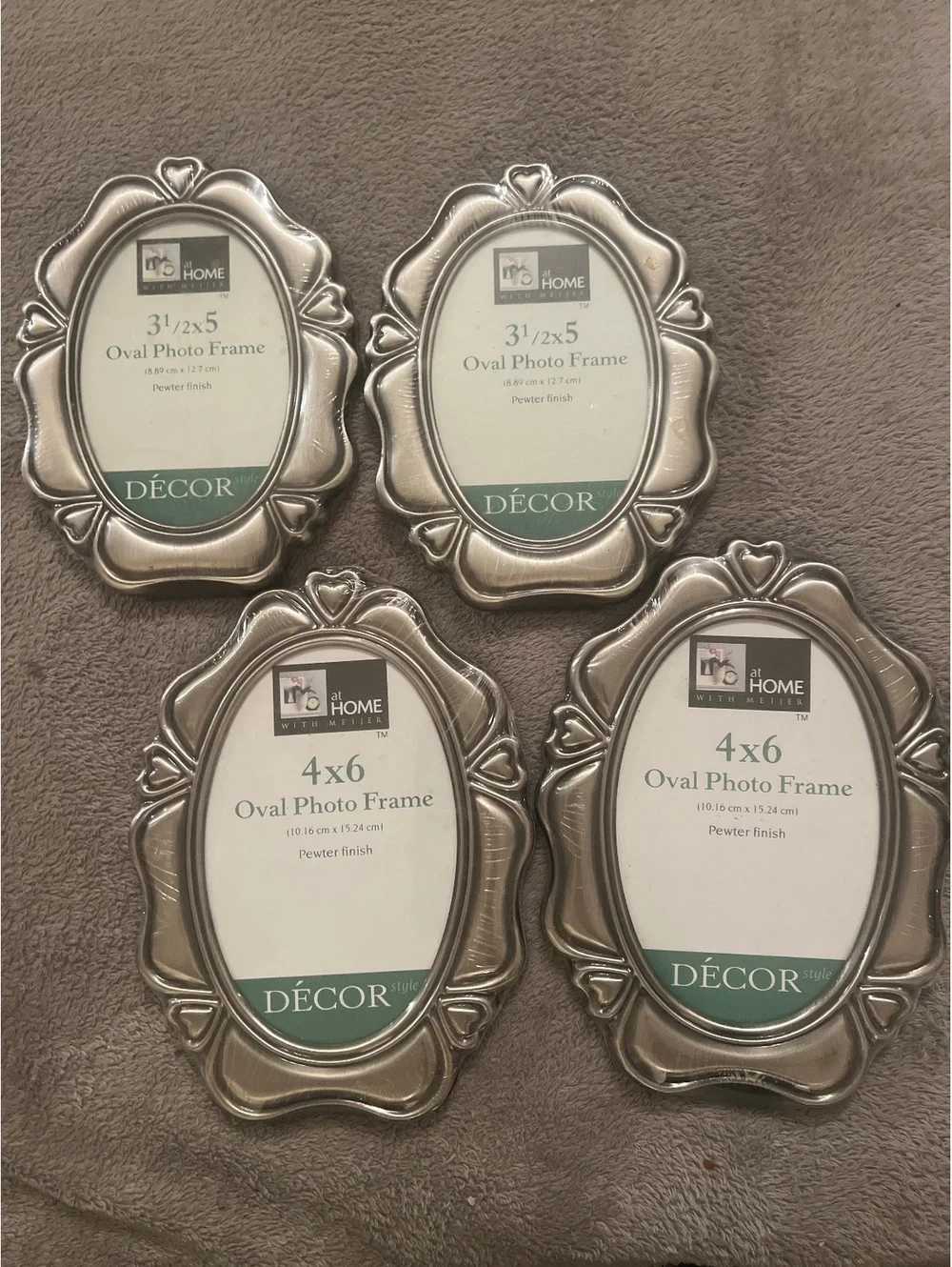 Set of 4 Pewter Finish Oval Photo Frames - 3.5x5 and 4x6 Sizes